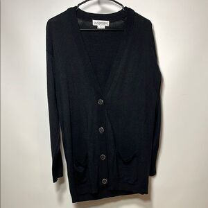 Outlander studios Women's cardigan Sweater